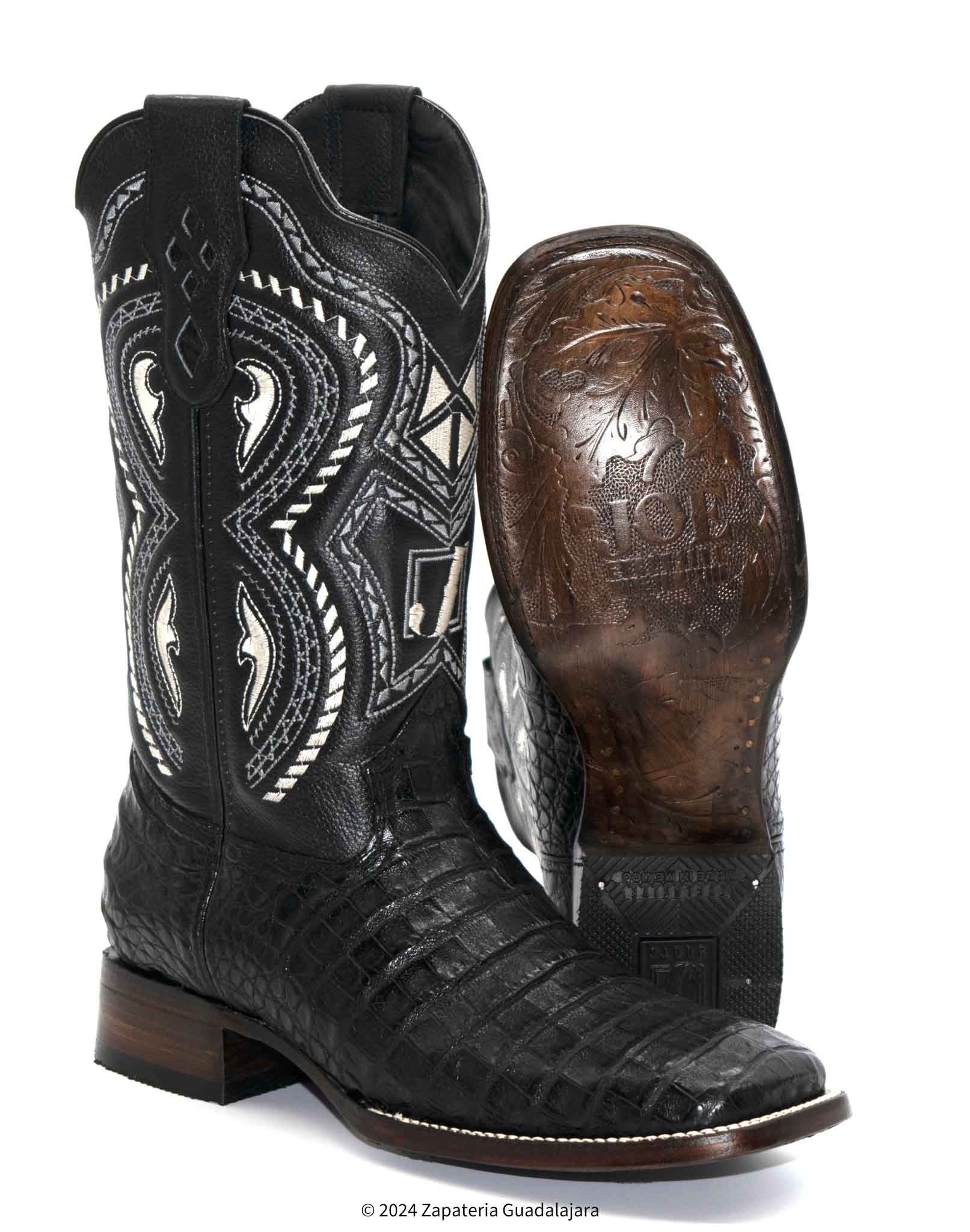 JB706MENWIDESQUARETOECAIMANBEL
