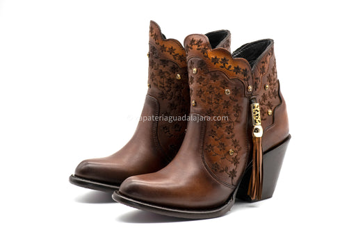 3688351 XIMENA BOVINE LEATHER HONEY | Genuine Leather Vaquero Boots and Cowboy Hats | Zapateria Guadalajara | Authentic Mexican Western Wear