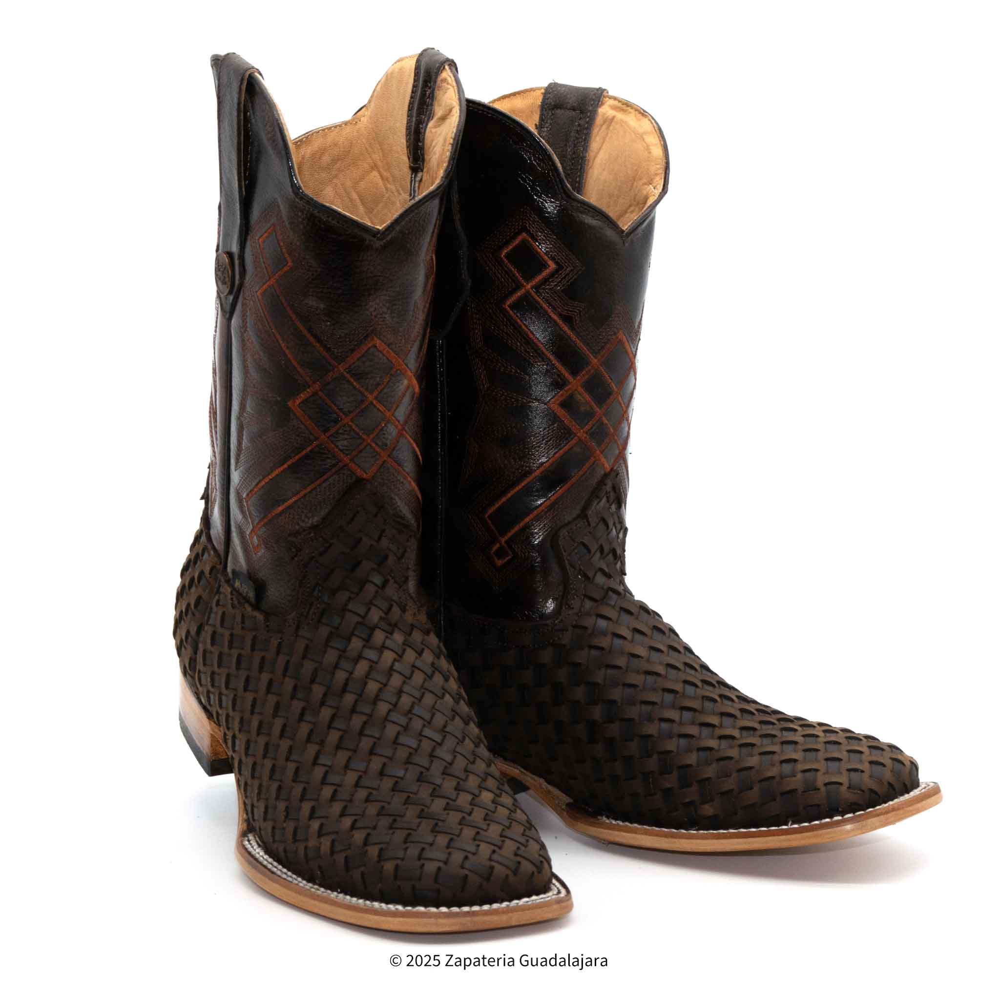 MEN_SWIDESQUARETOEPETATILLOCRA