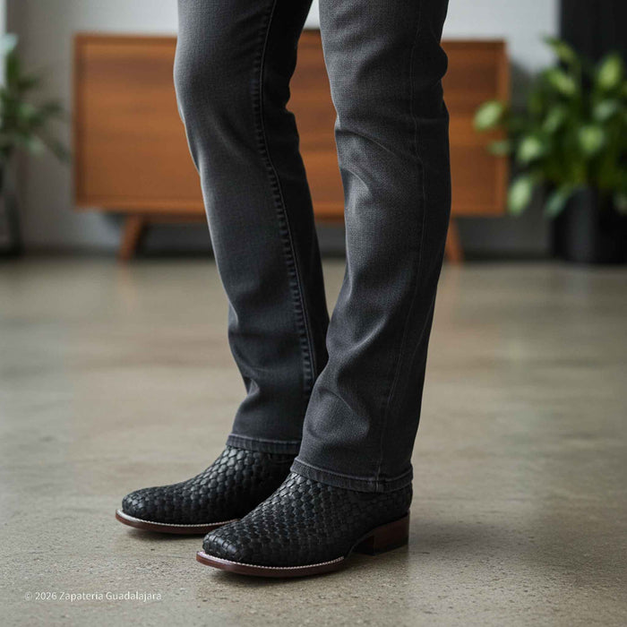 Petatillo Black Wide Square toe leather boot-502805