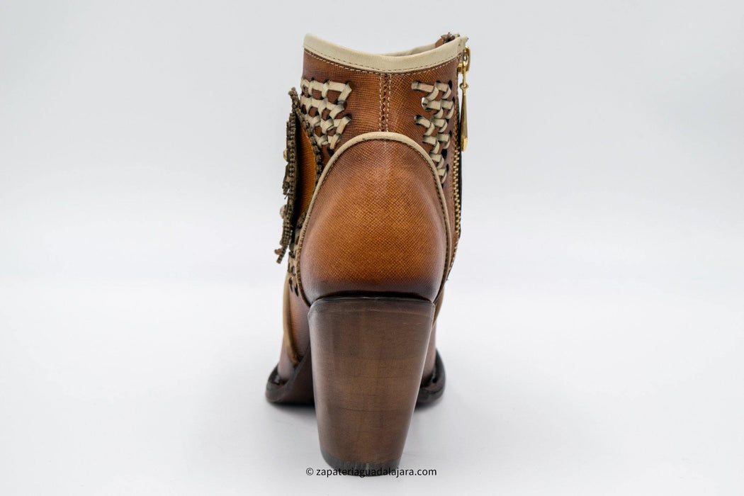 CUADRA 3F46RS RES CRUST SATRO CASTAÑO | Genuine Leather Vaquero Boots and Cowboy Hats | Zapateria Guadalajara | Authentic Mexican Western Wear