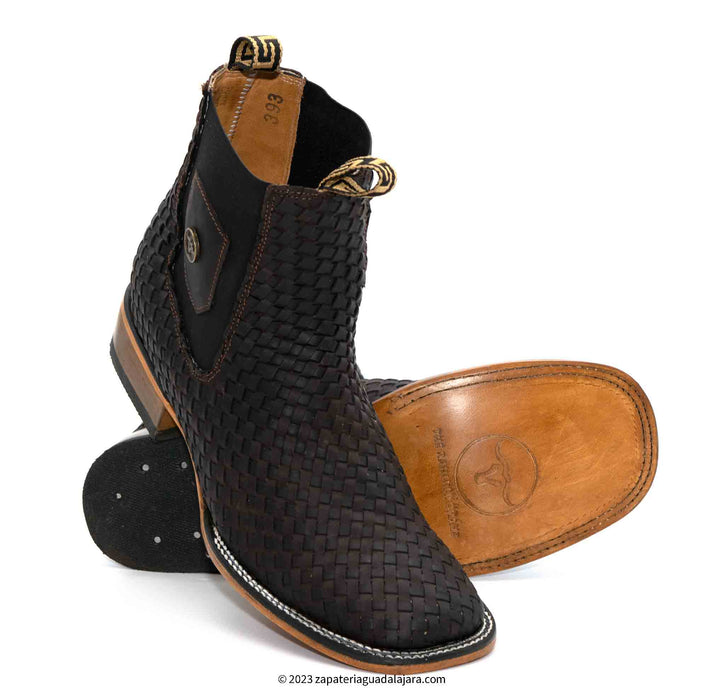 H423194 WIDE SQUARE TOE PETATILLO CHOCOLATE | Genuine Leather Vaquero Boots and Cowboy Hats | Zapateria Guadalajara | Authentic Mexican Western Wear